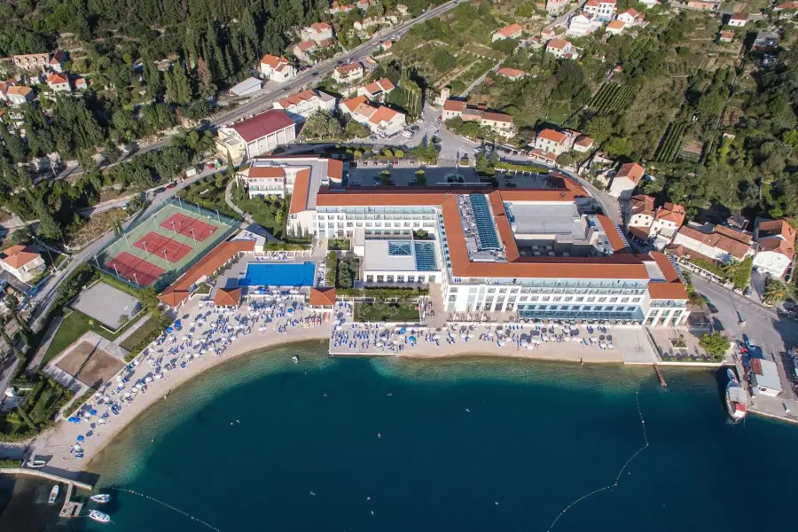 Slano - Grand hotel Admiral - beach