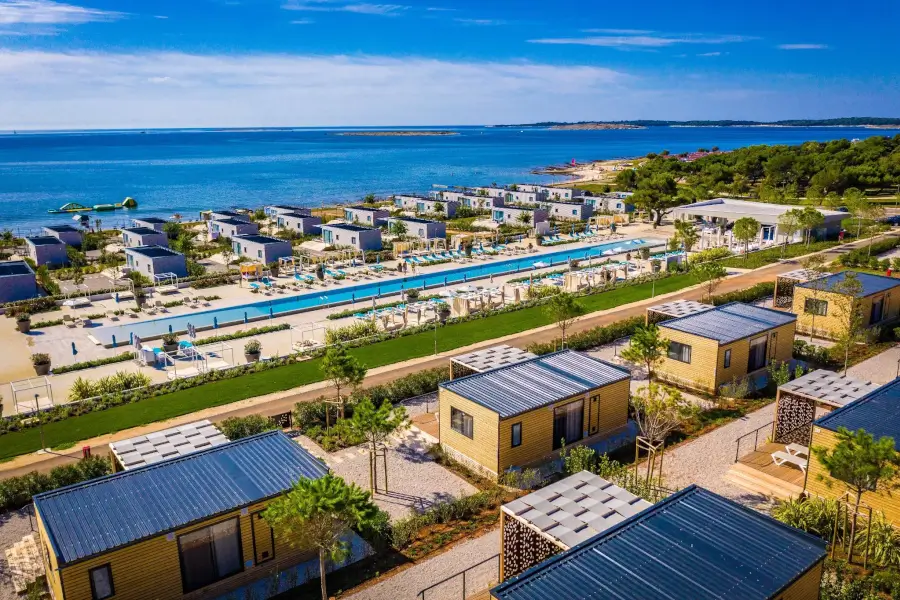 Pula - mobilne hišice Arena Grand Kažela - pozicija