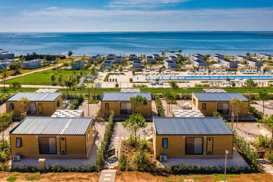 Pula - mobilne hišice Arena Grand Kažela - pozicija