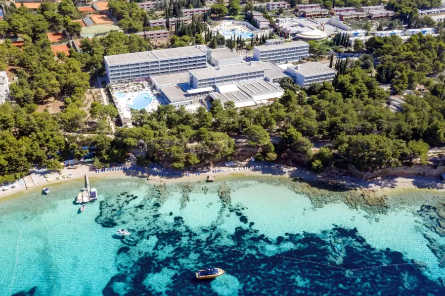 Brač - Bluesun hotel Elaphusa - splošni pogled