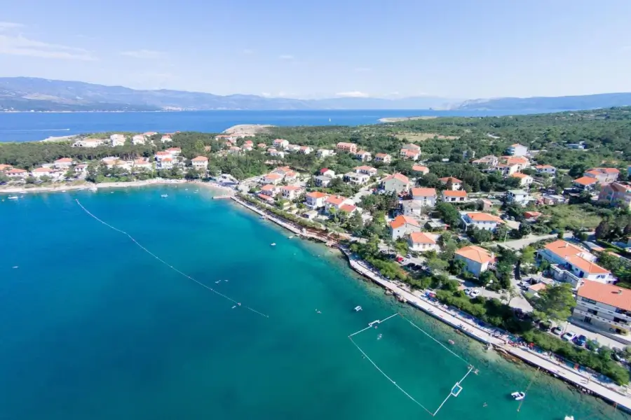 otok Krk-app No name Estee-Splošen pogled