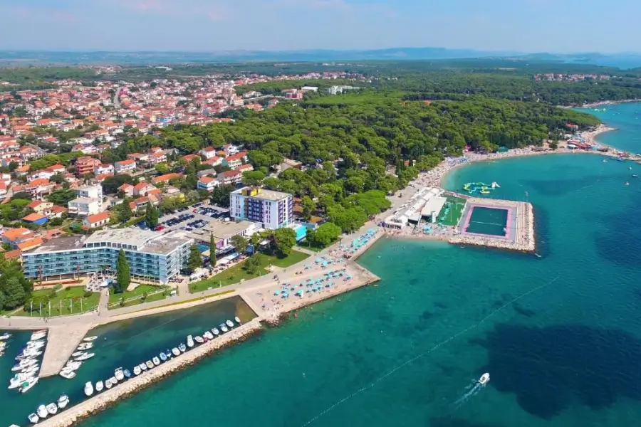 Biograd na Moru -hotel Ilirija - splošen pogled
