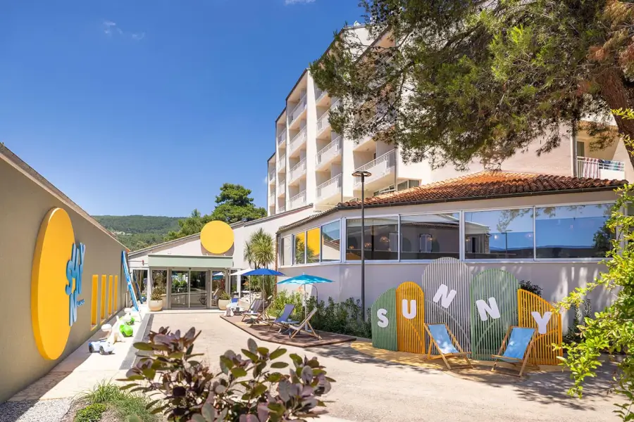 Sunny Rabac Hotel &amp; Residence - splošen pogled