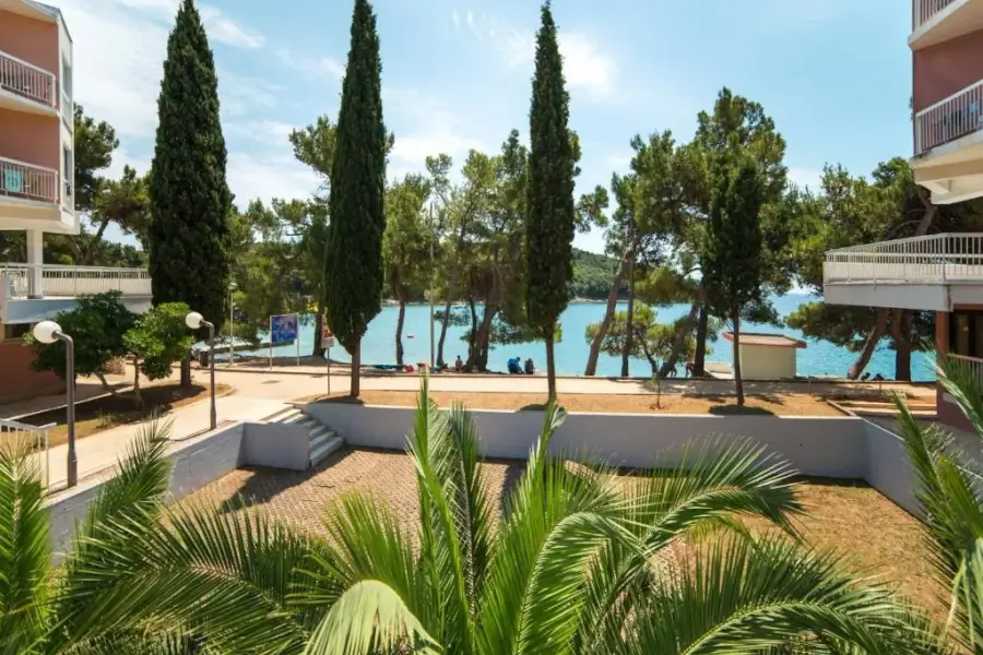 Pula-Centinera Resort