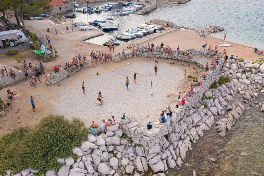 otok Lošinj- camp Rapoća-Plaža
