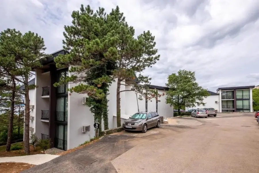 Crikvenica - depandansa Omorika - splošen pogled