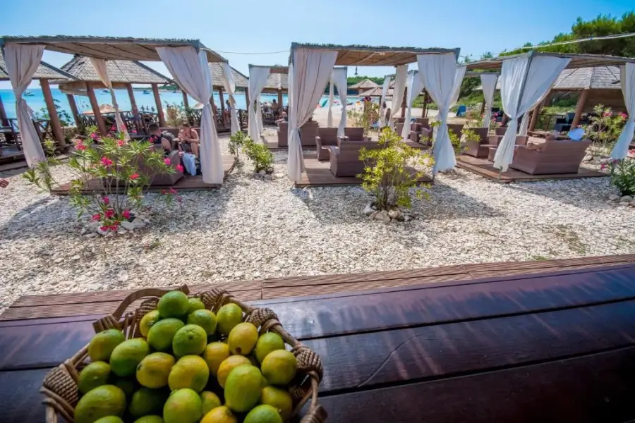 Dugi otok-dep.Agava/Mirta-Plaža