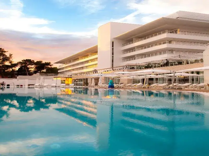 otok Lošinj-hotel Bellevue-bazen