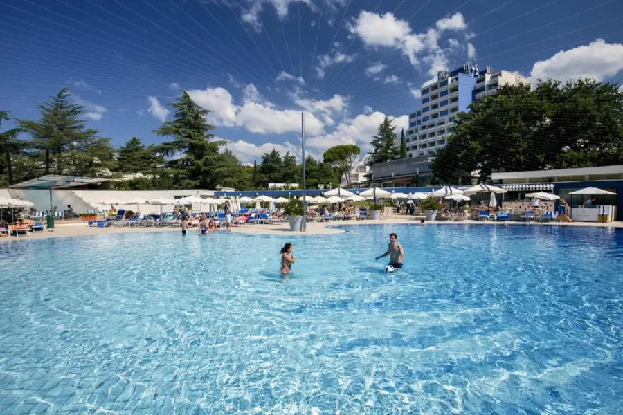 Valamar Diamant Residence - Bazen