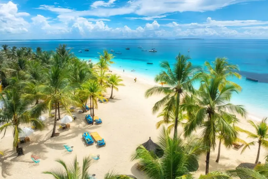 Zanzibar-rajska peščena plaža